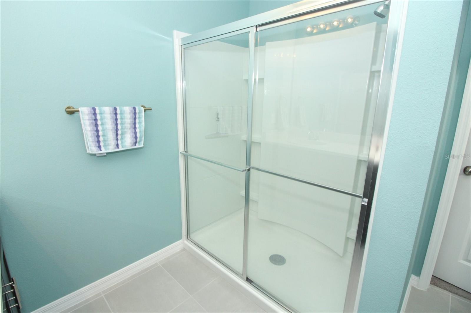 Image 23 of 45 For 404 Citrine Loop