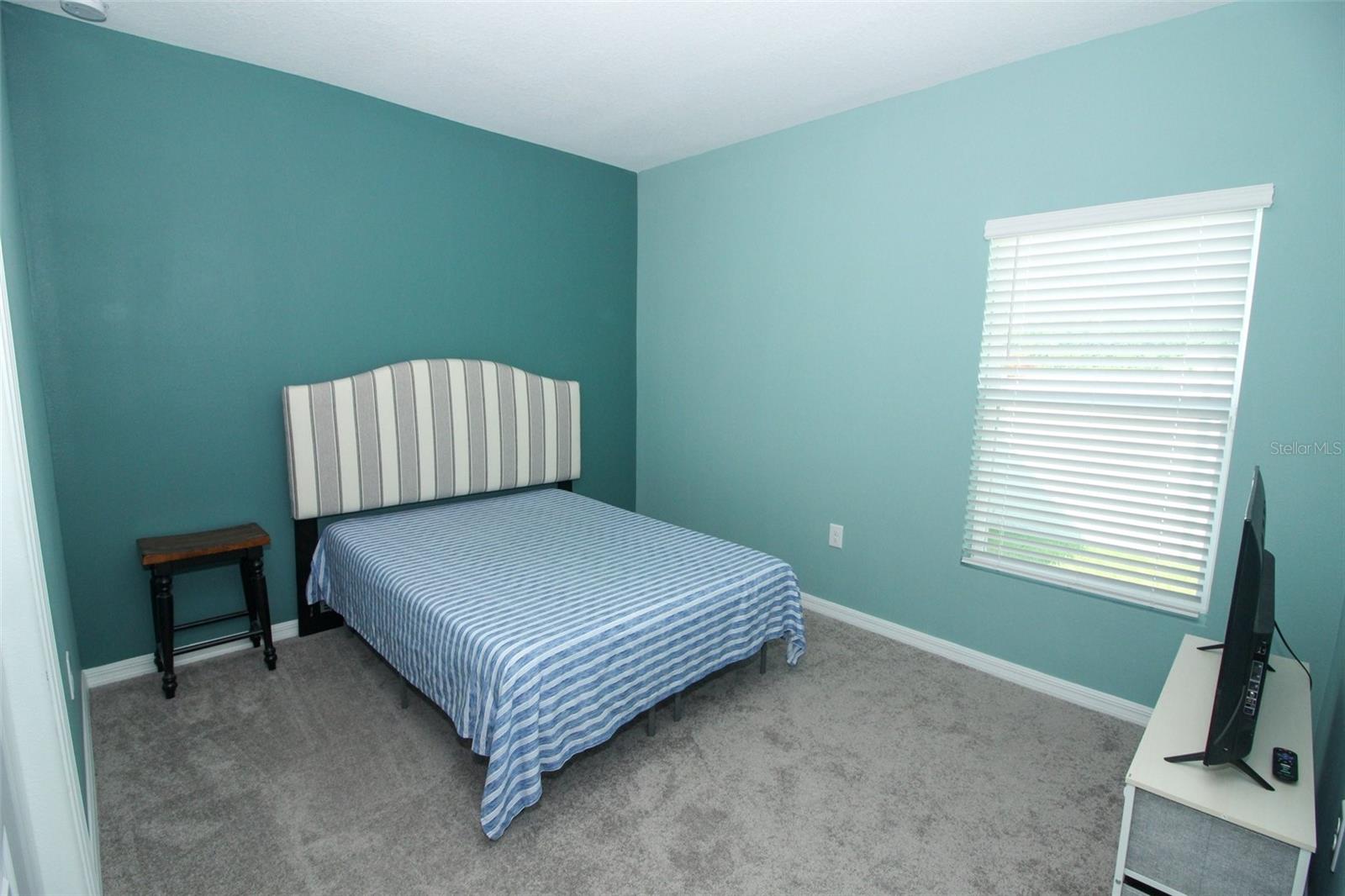 Image 25 of 45 For 404 Citrine Loop