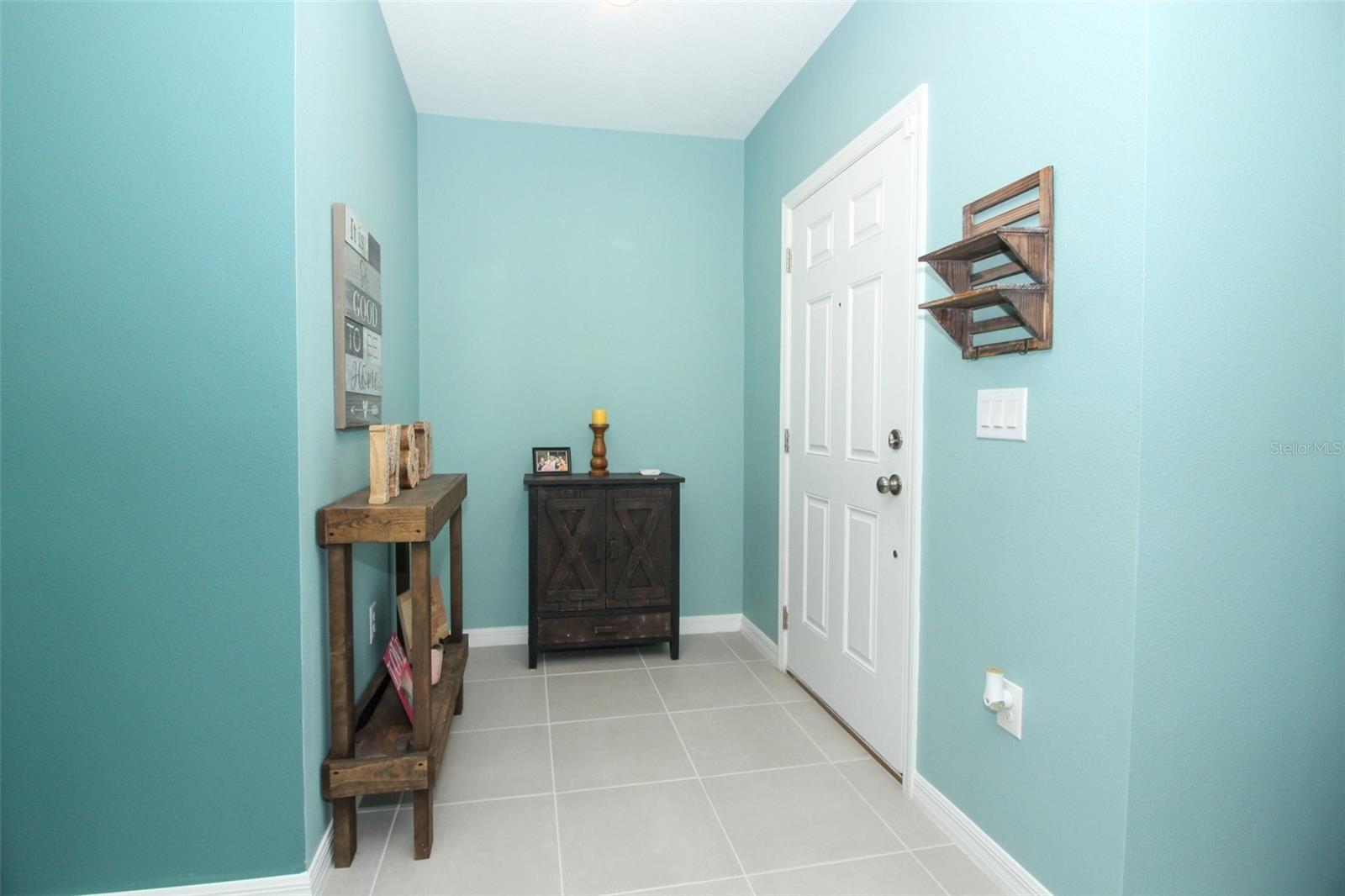 Image 5 of 45 For 404 Citrine Loop