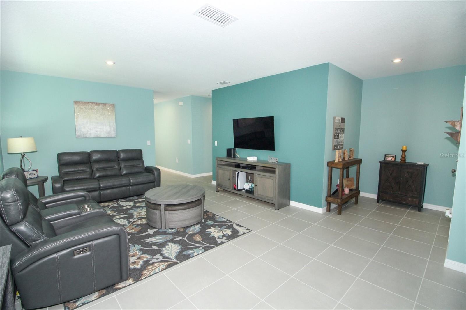 Image 6 of 45 For 404 Citrine Loop