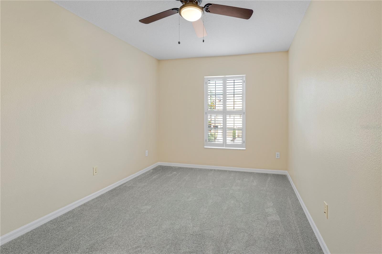 Image 21 of 31 For 839 Assembly Court