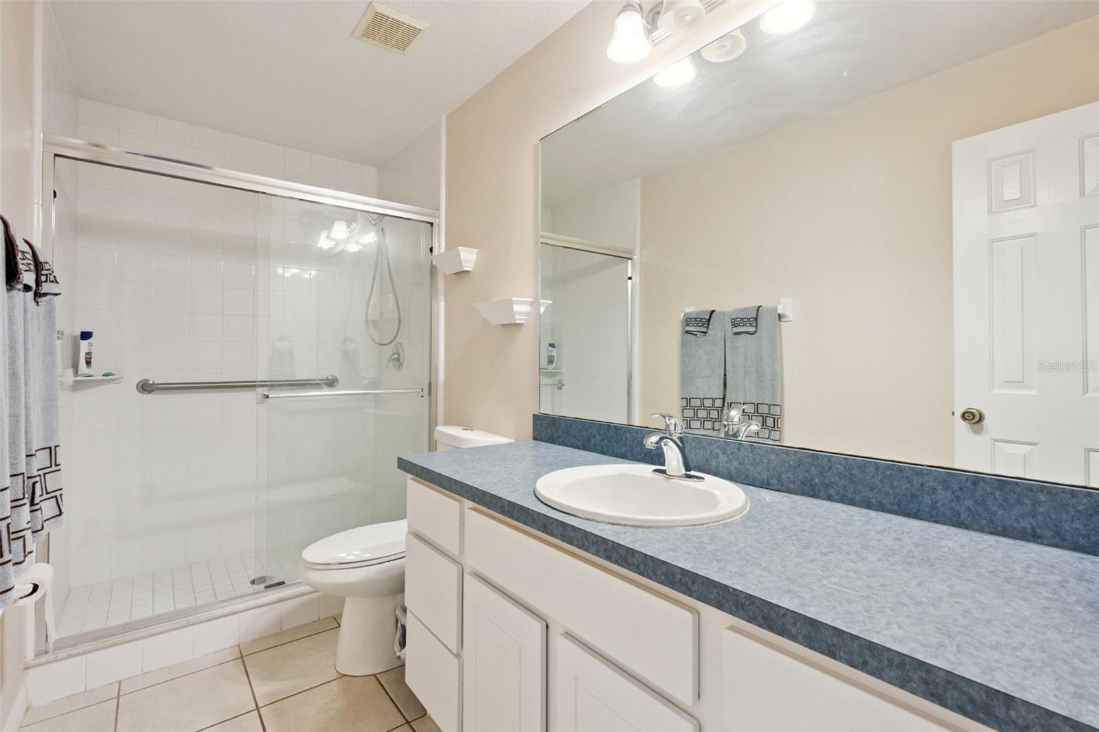 Image 32 of 44 For 4915 Emilee Grace Lane