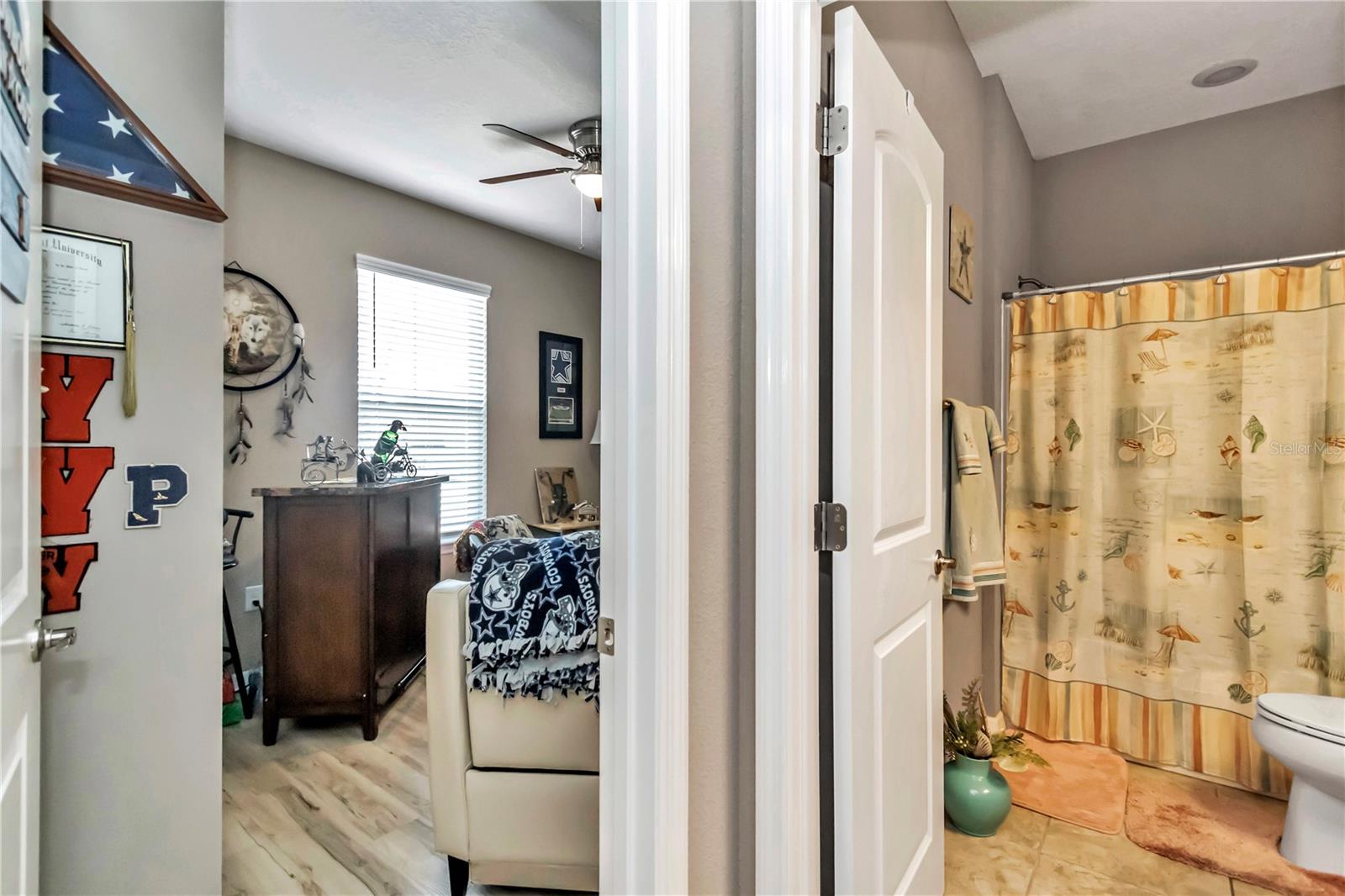 Image 5 of 52 For 5662 40th Place