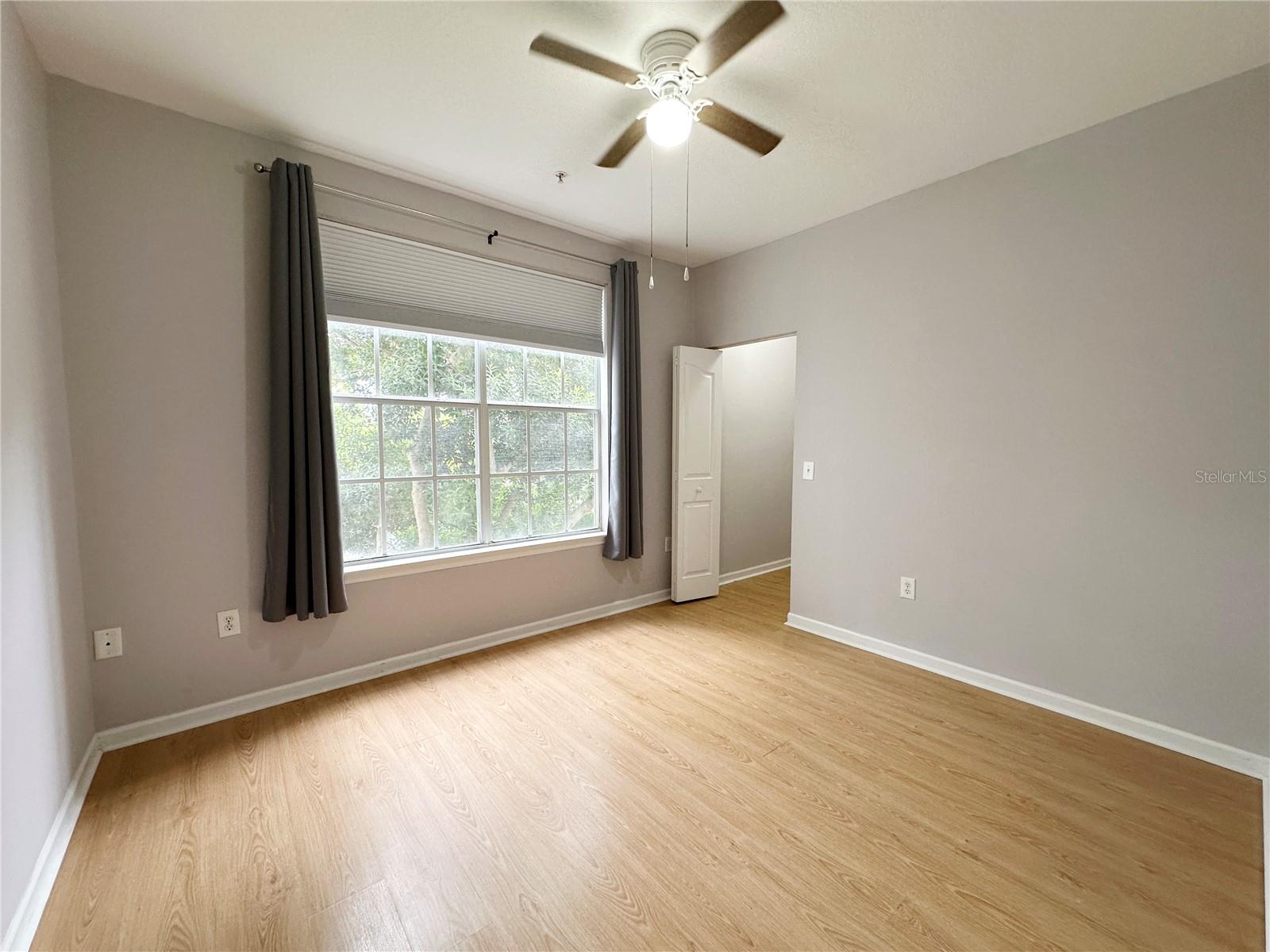 Image 10 of 53 For 12843 Madison Pointe Circle 201