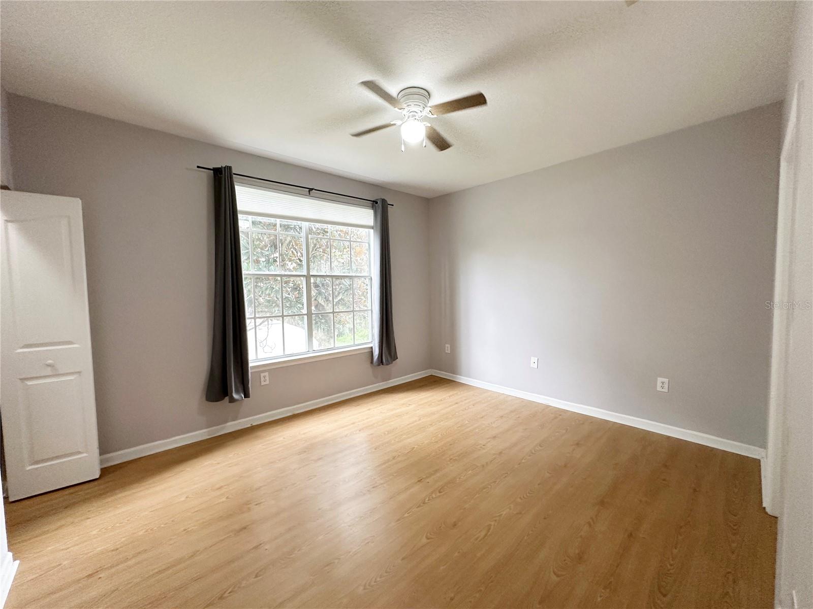 Image 13 of 53 For 12843 Madison Pointe Circle 201