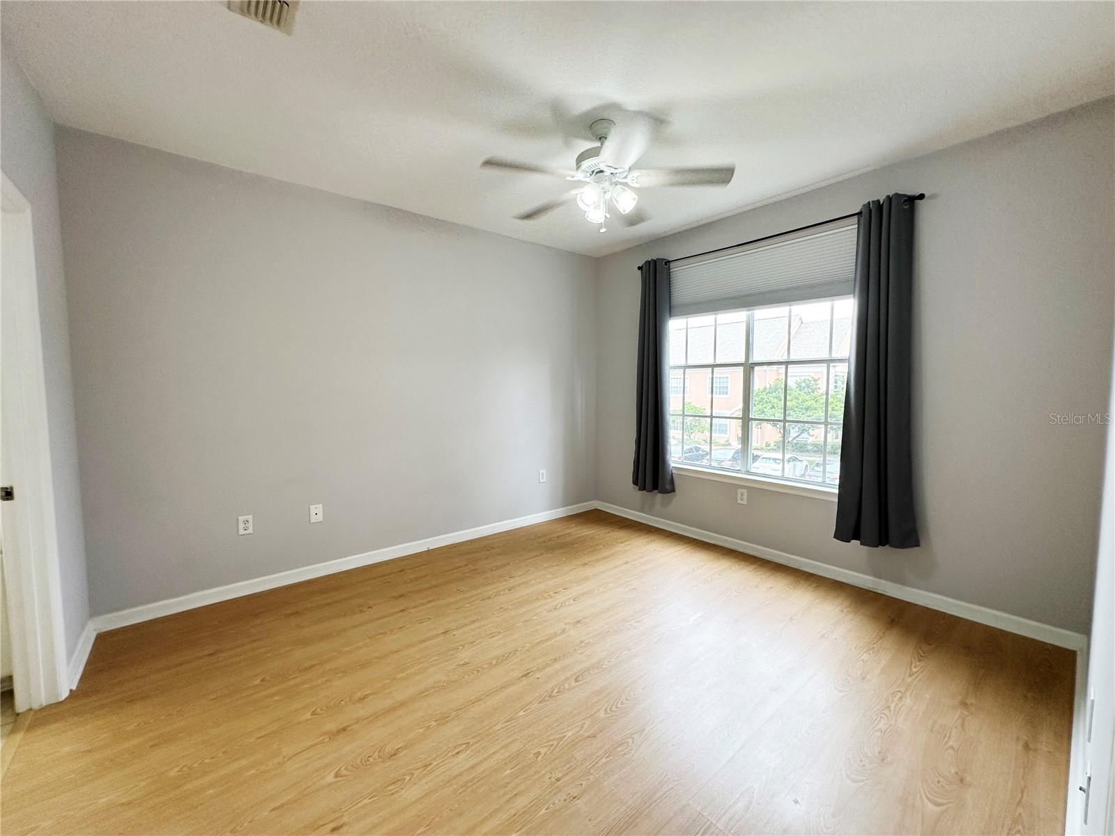 Image 20 of 53 For 12843 Madison Pointe Circle 201