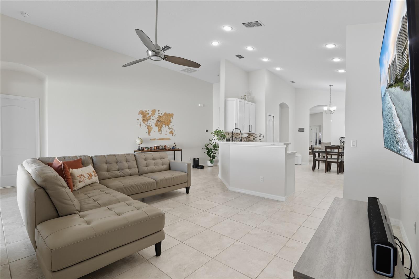 Image 9 of 34 For 12154 Beach Fern Road