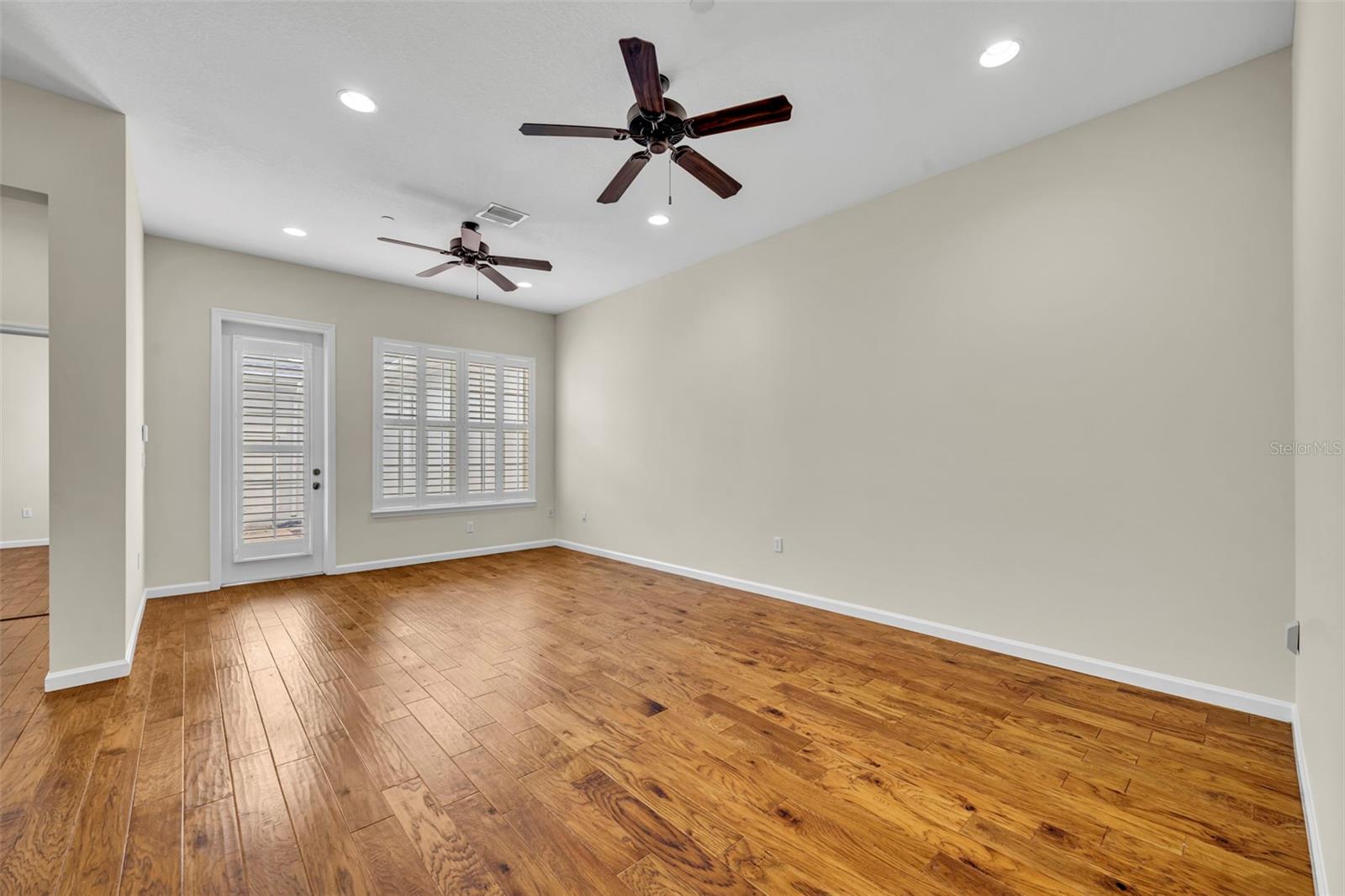 Image 14 of 52 For 4494 Twinview Lane