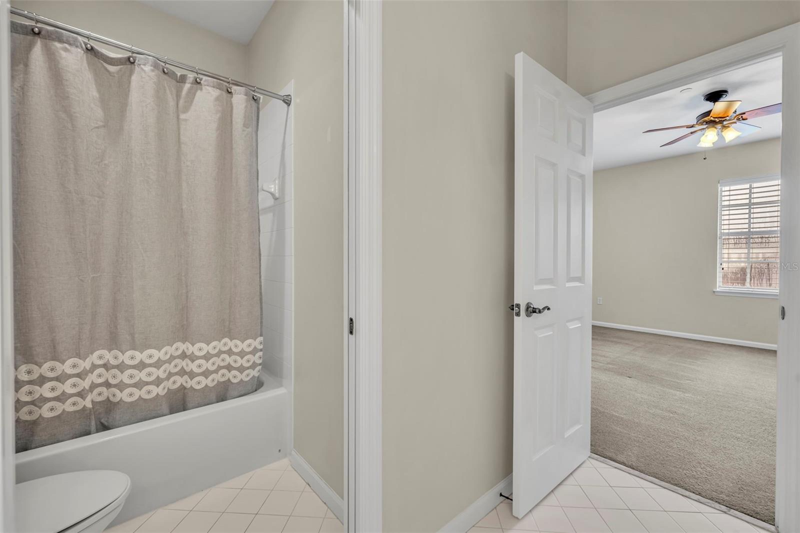 Image 38 of 52 For 4494 Twinview Lane