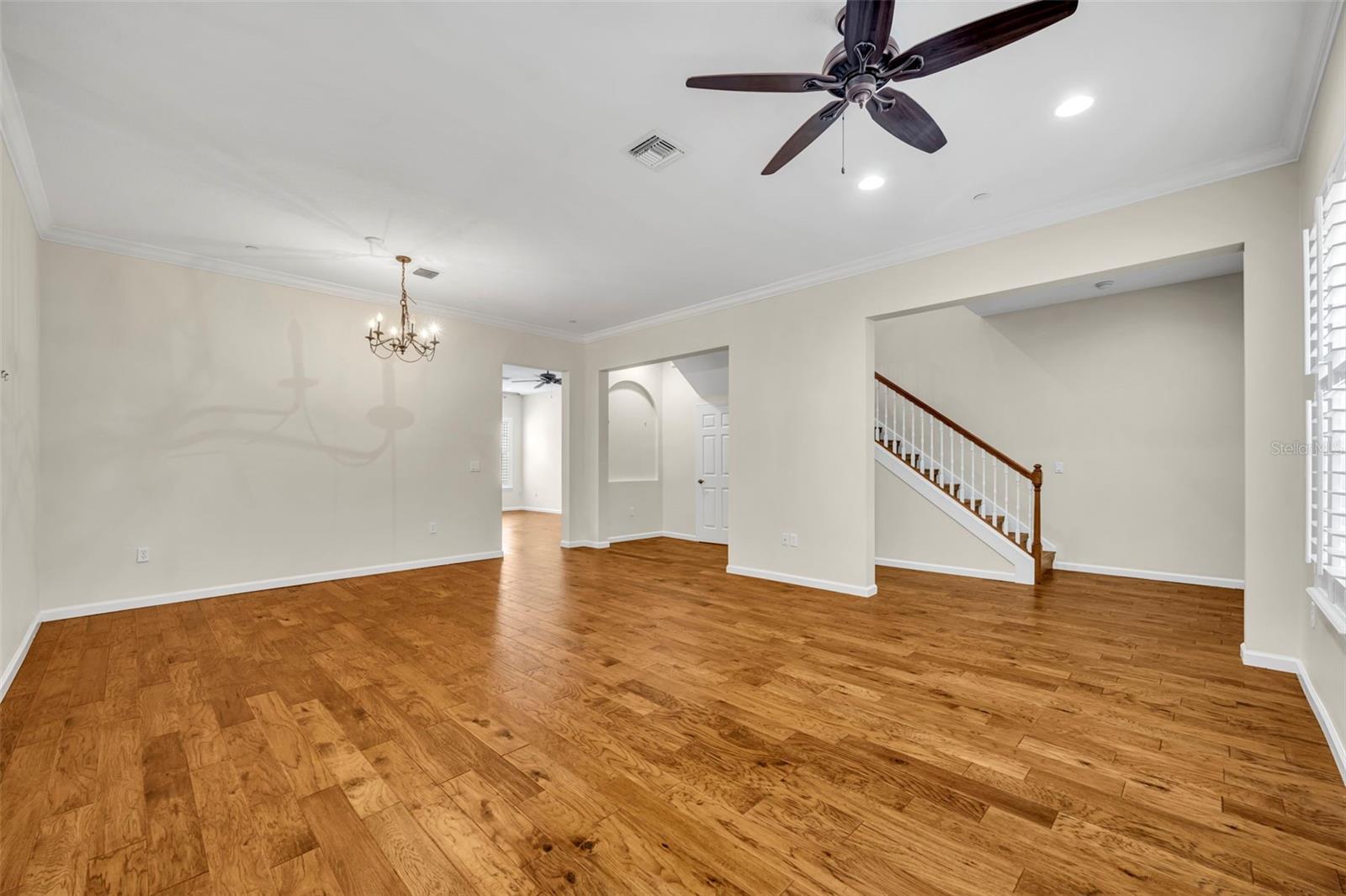 Image 8 of 52 For 4494 Twinview Lane