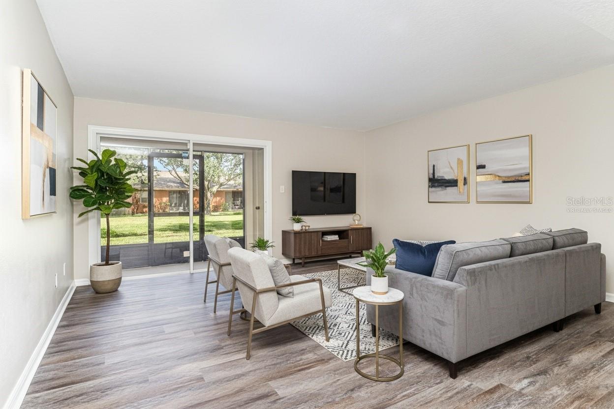 Image 2 of 26 For 4928 Tangerine Ave