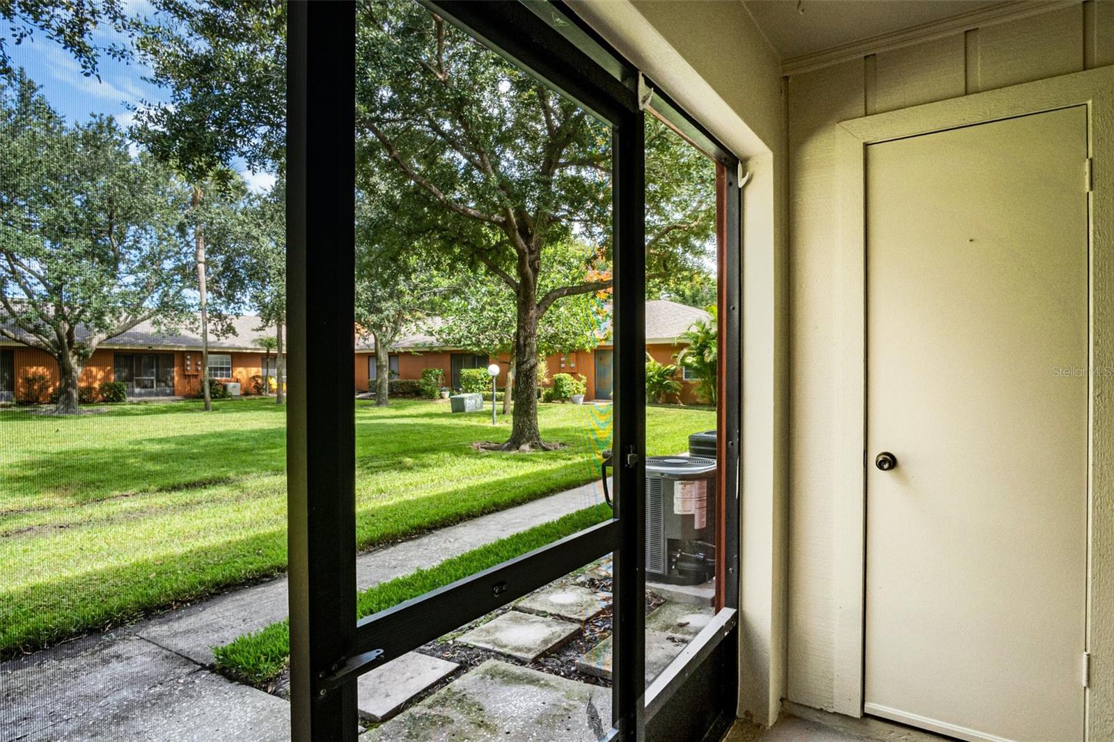 Image 21 of 26 For 4928 Tangerine Ave