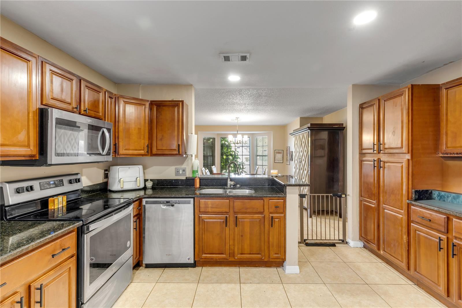 Image 15 of 52 For 2664 Horseshoe Bay Drive