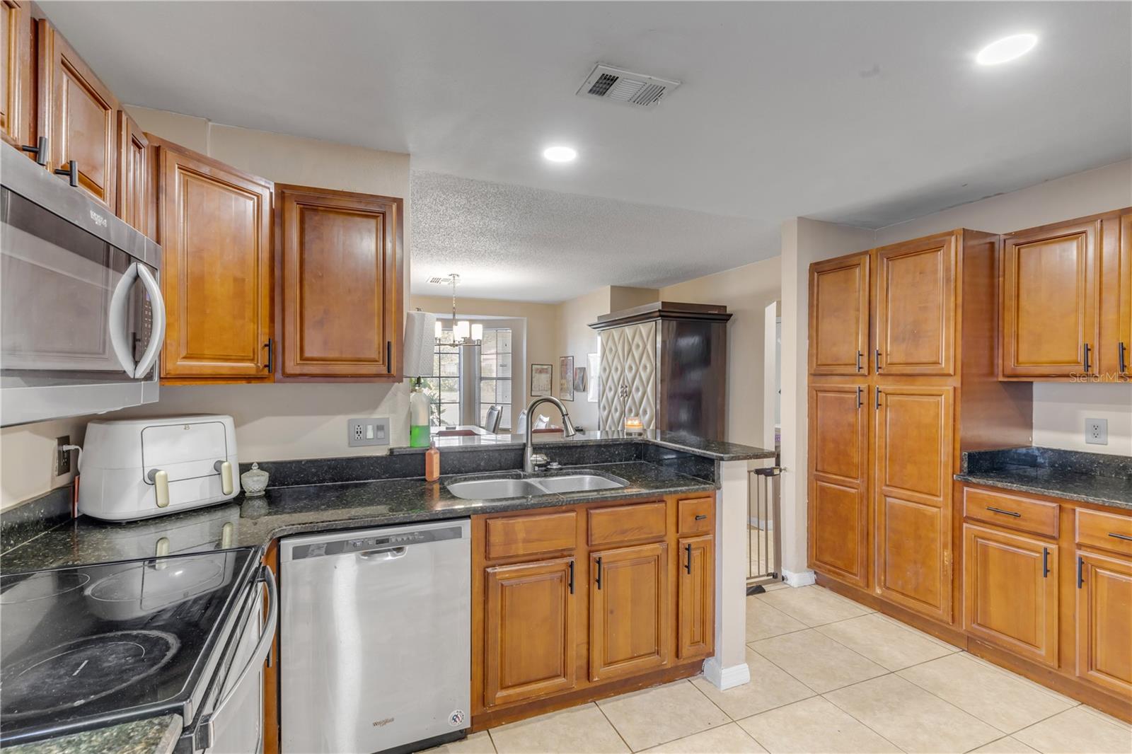 Image 19 of 52 For 2664 Horseshoe Bay Drive