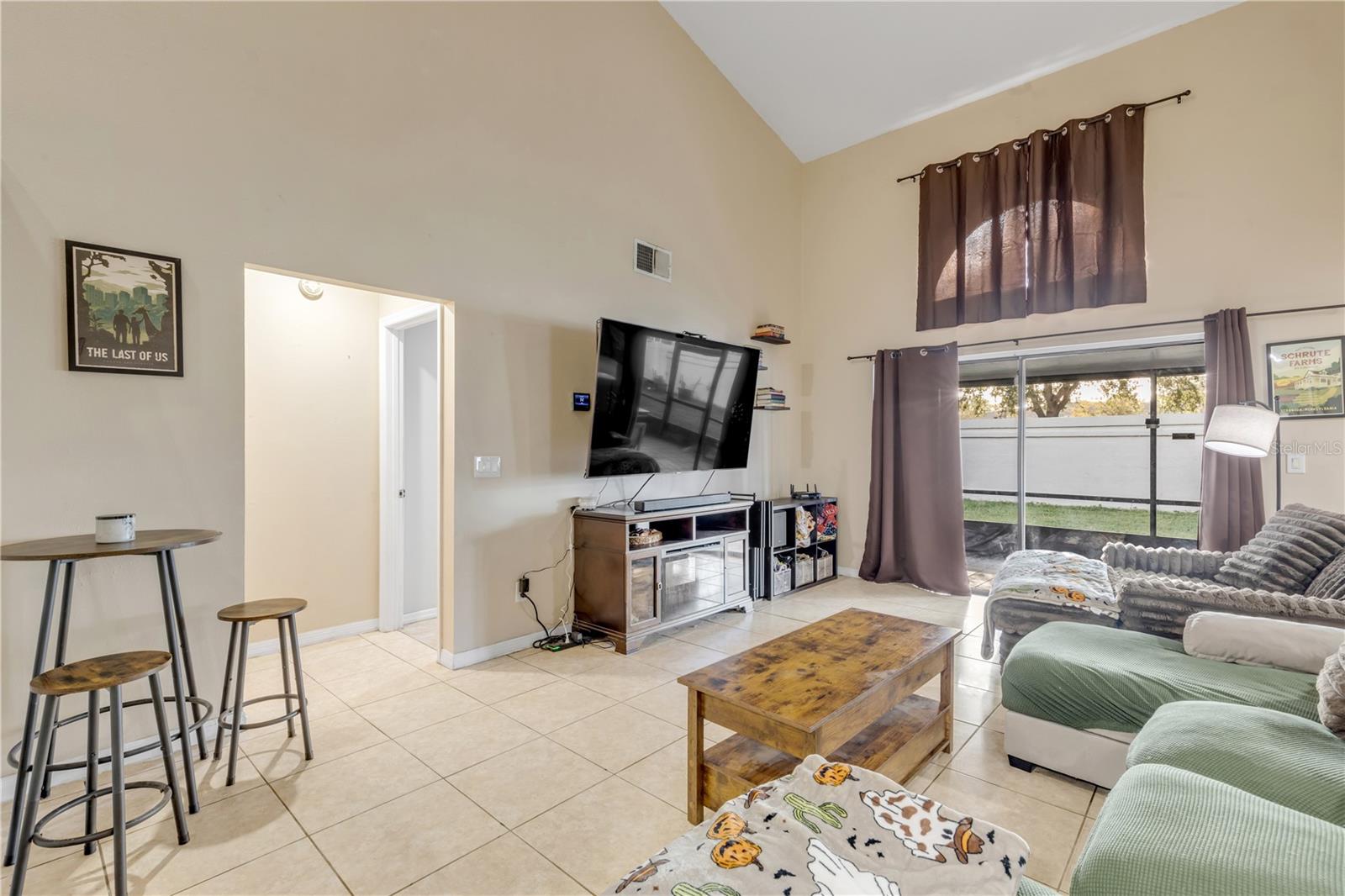 Image 21 of 52 For 2664 Horseshoe Bay Drive