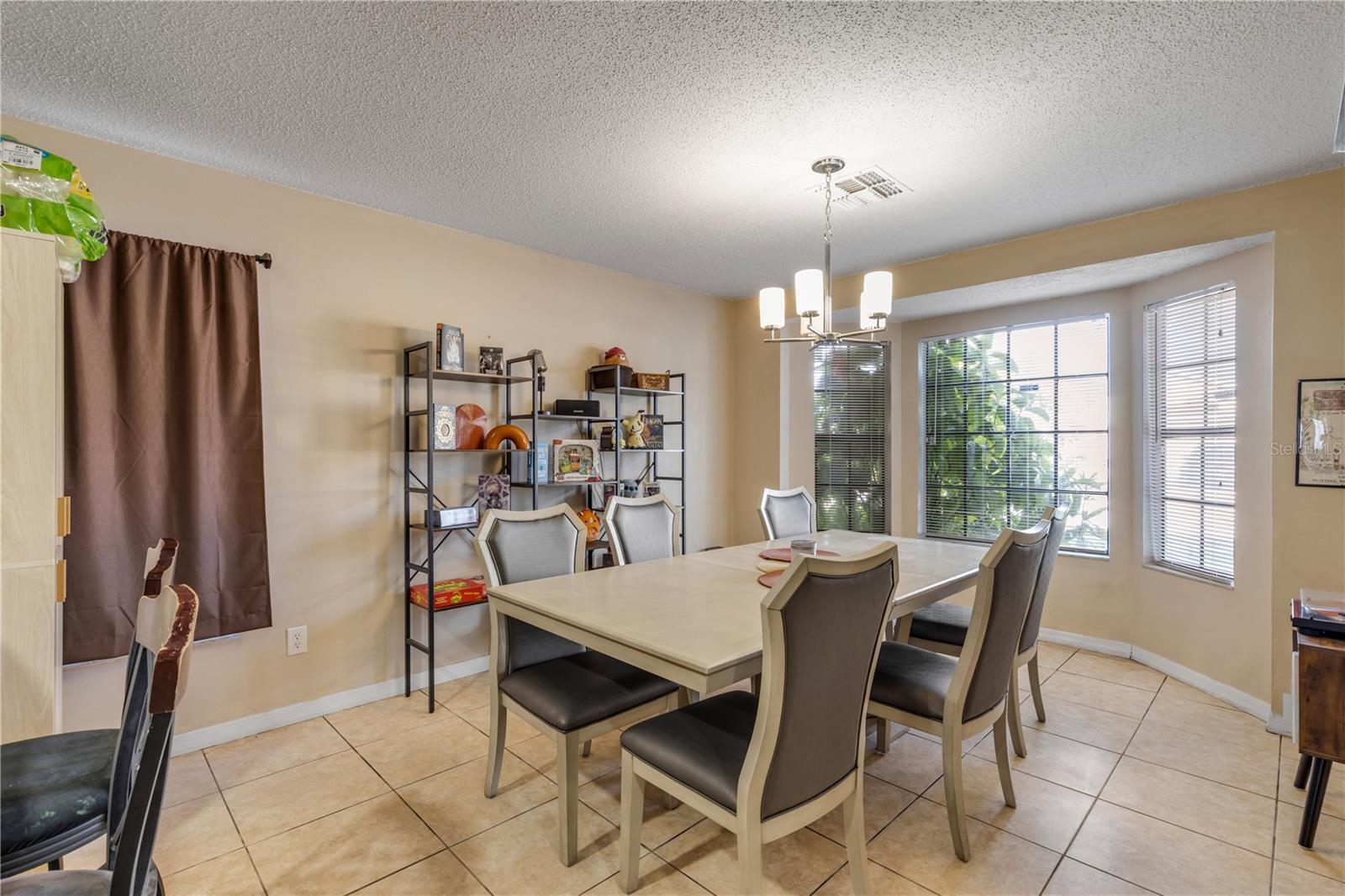 Image 9 of 52 For 2664 Horseshoe Bay Drive