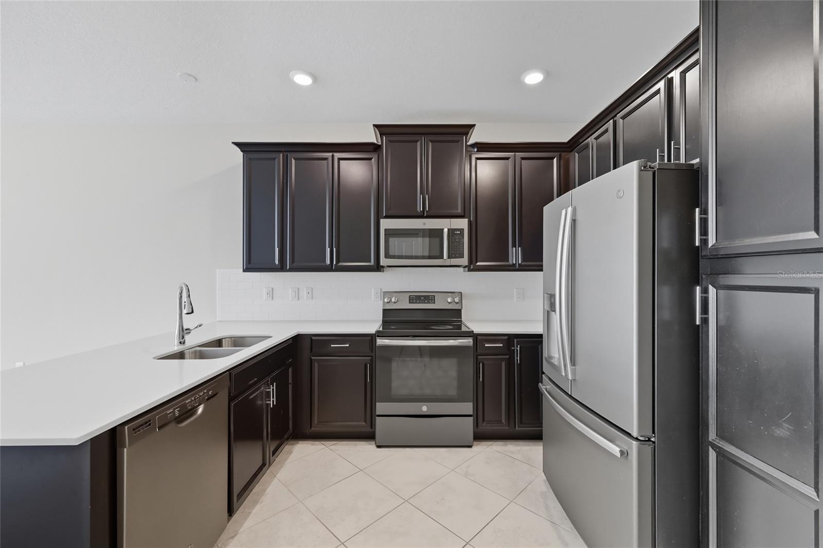 Image 12 of 45 For 1224 Royal St George Boulevard