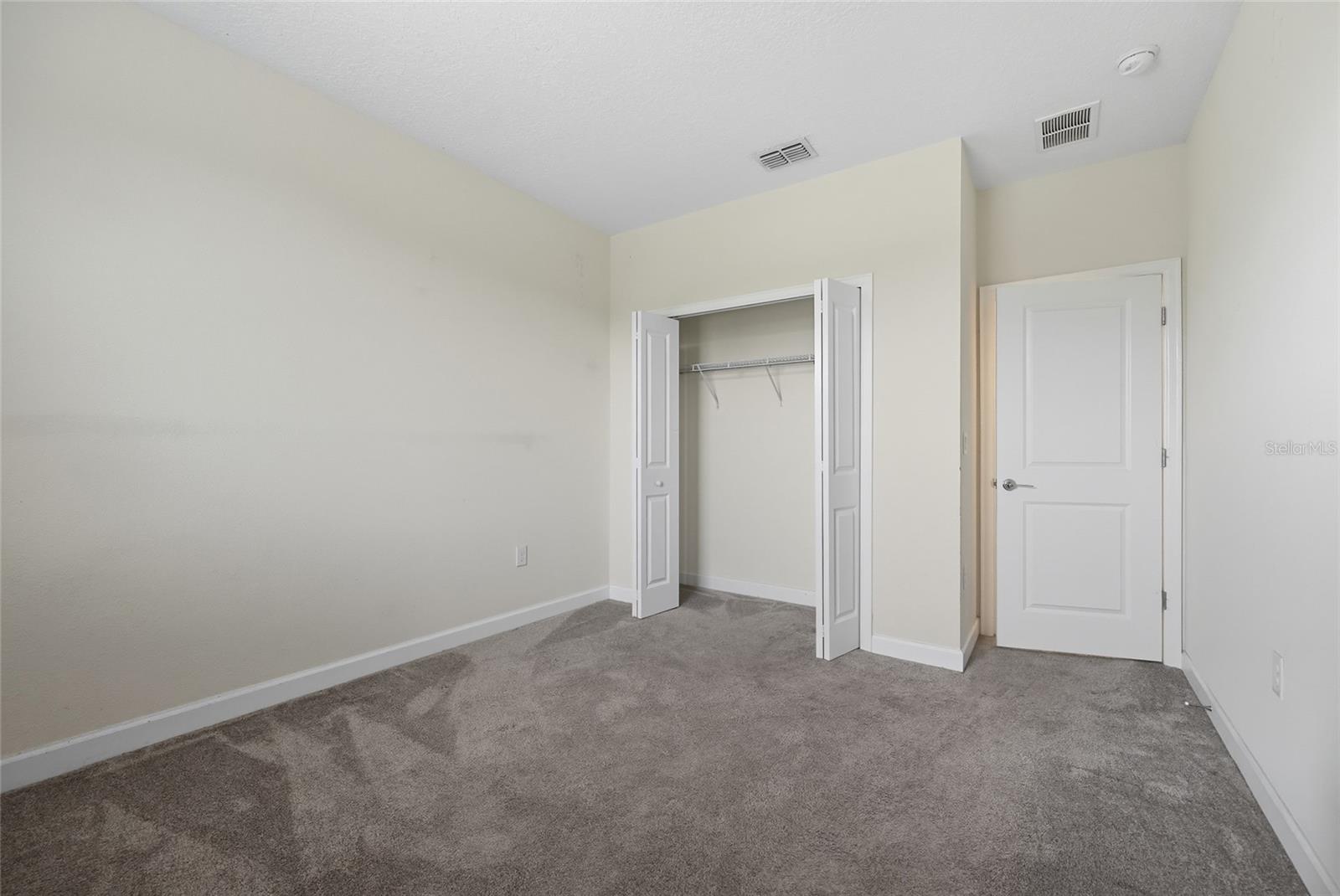 Image 28 of 45 For 1224 Royal St George Boulevard