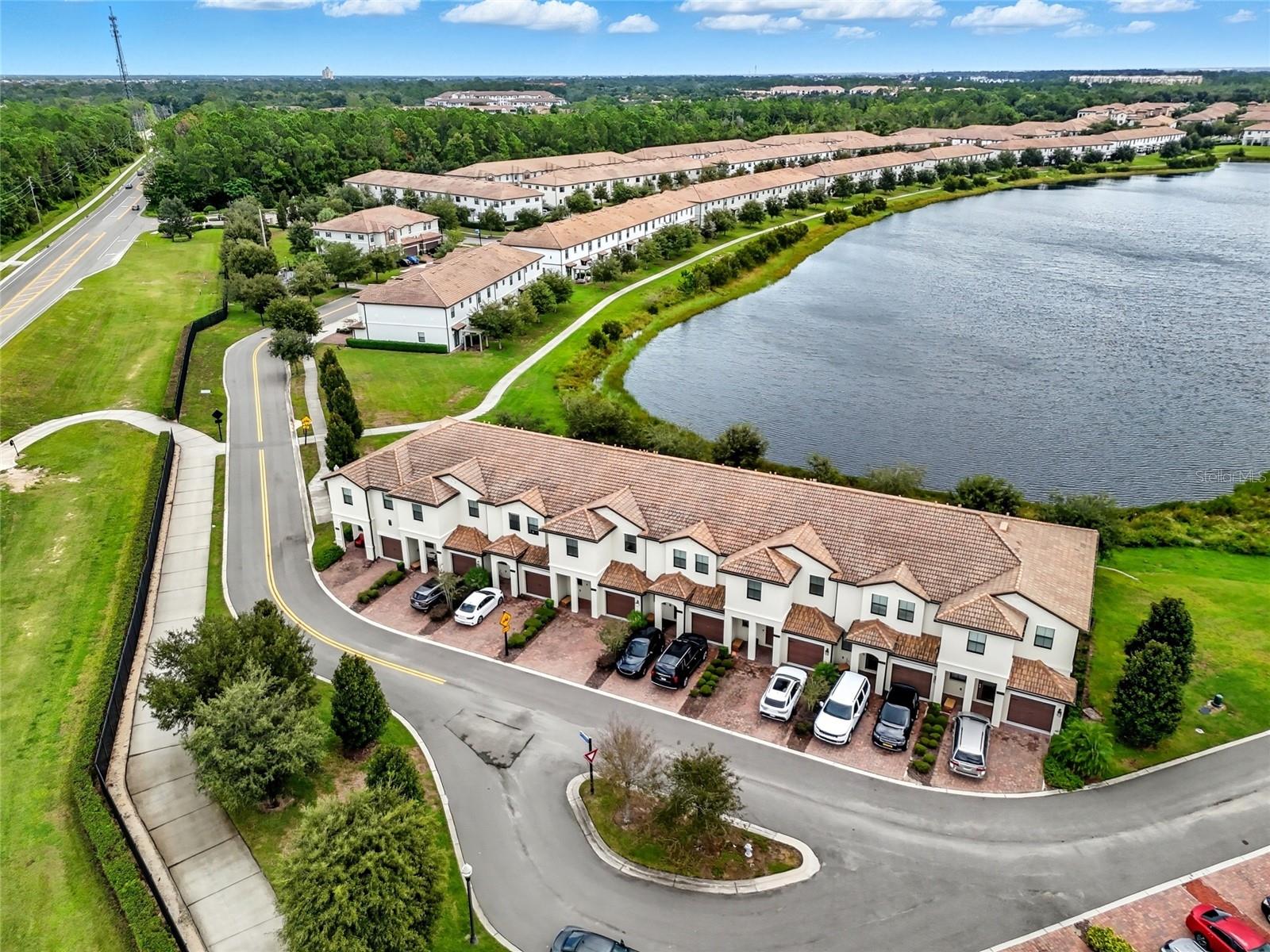 Image 3 of 45 For 1224 Royal St George Boulevard