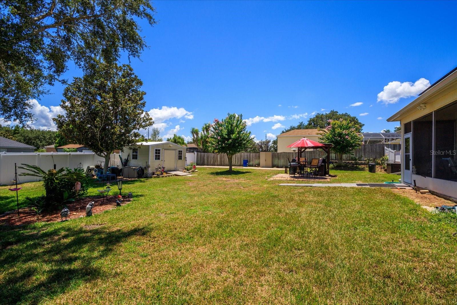 Image 23 of 29 For 13500 Biscayne Drive