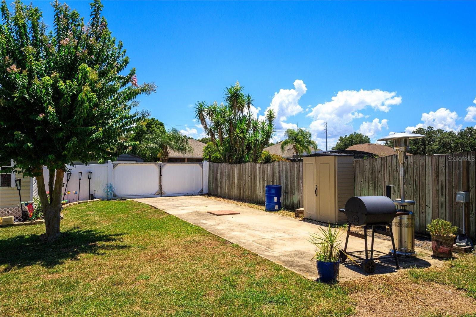 Image 27 of 29 For 13500 Biscayne Drive