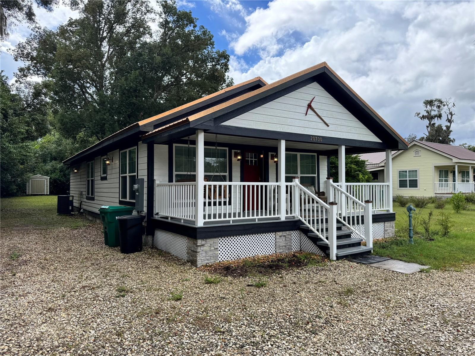 Image 3 of 32 For 20730 Powell Road