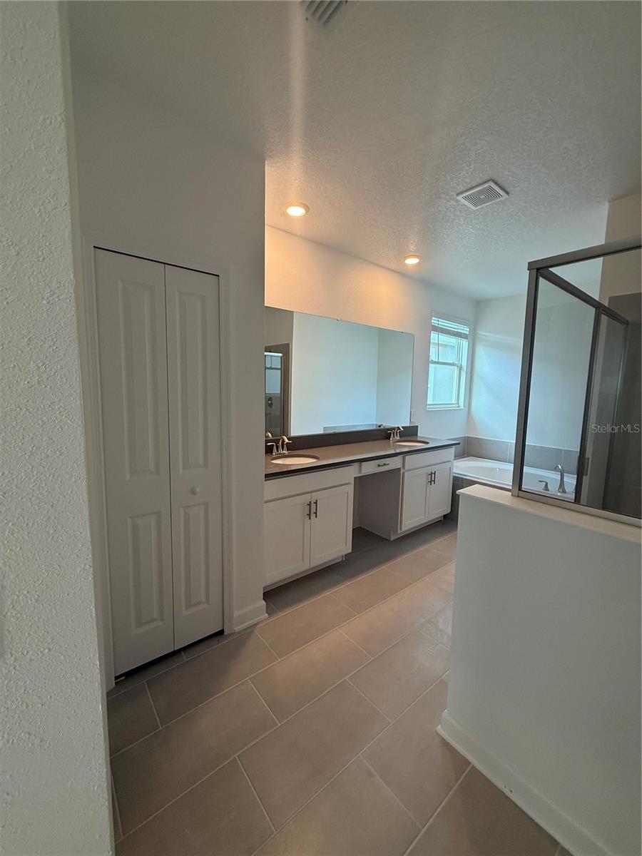 Image 19 of 29 For 1123 Kingsbarn Street