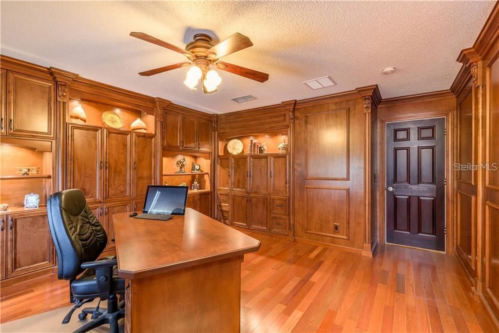 Image 13 of 19 For 105 Cedar Heights Court