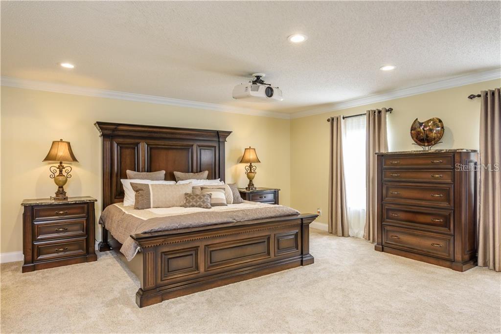 Image 16 of 19 For 105 Cedar Heights Court