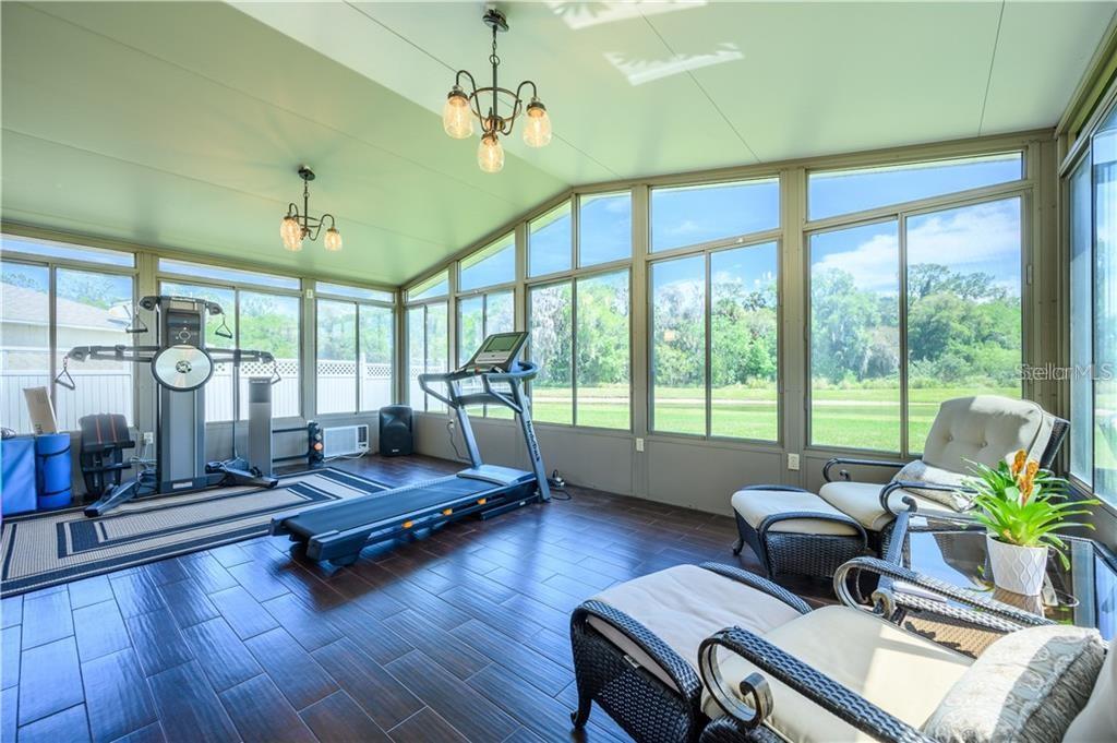 Image 19 of 19 For 105 Cedar Heights Court