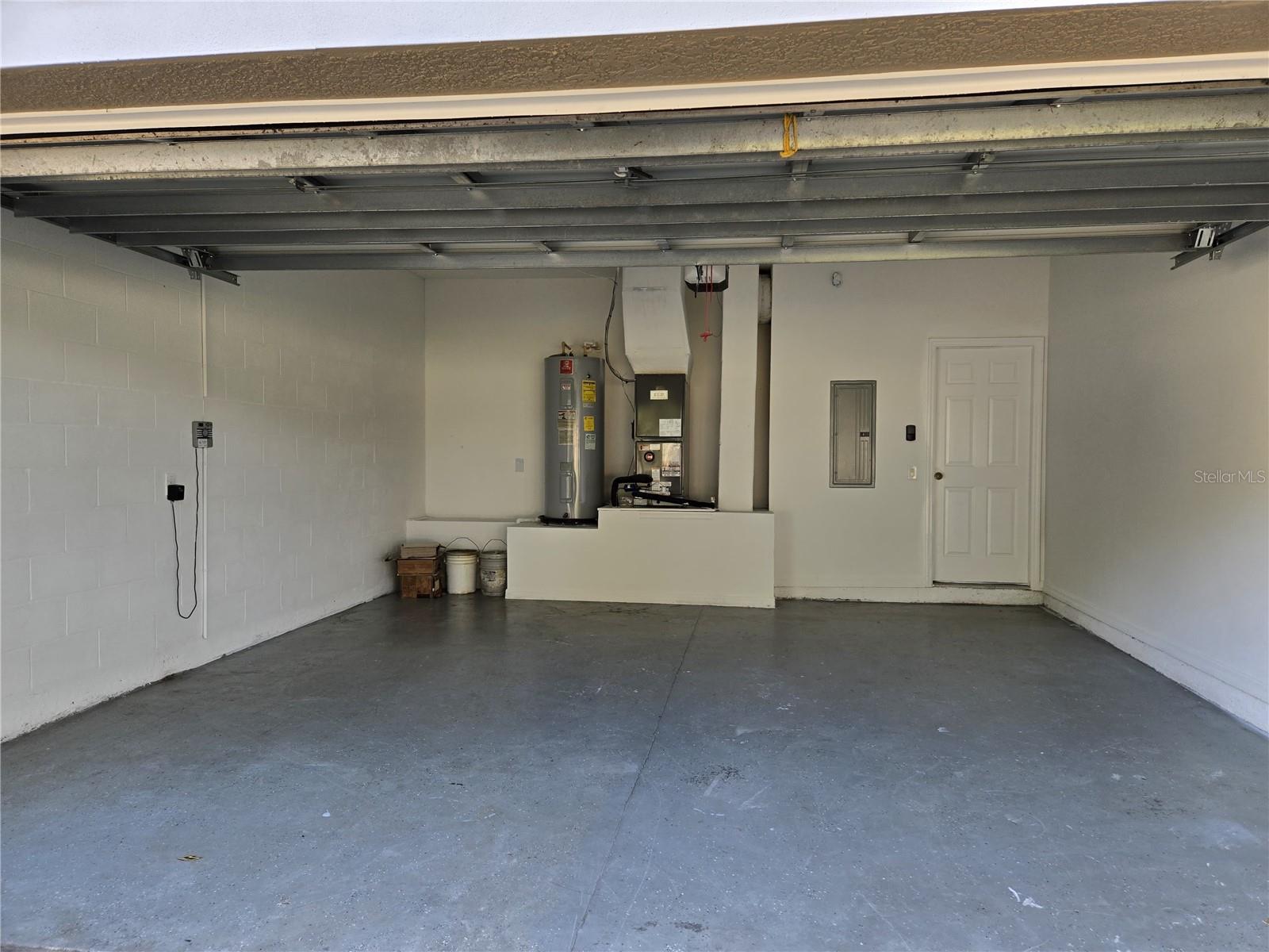 Image 41 of 42 For 14954 Faberge Drive