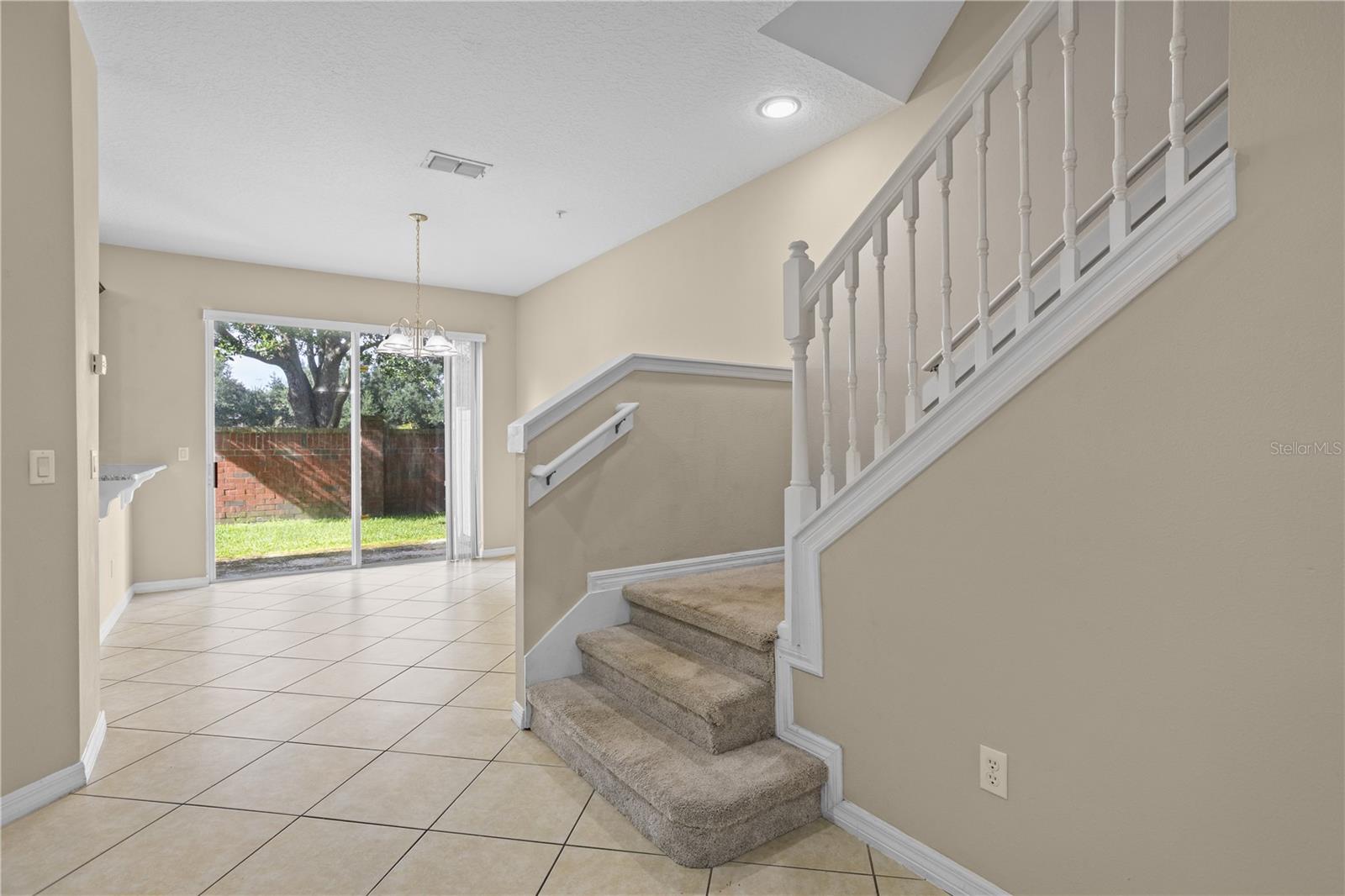 Image 10 of 24 For 9450 Silver Buttonwood Street