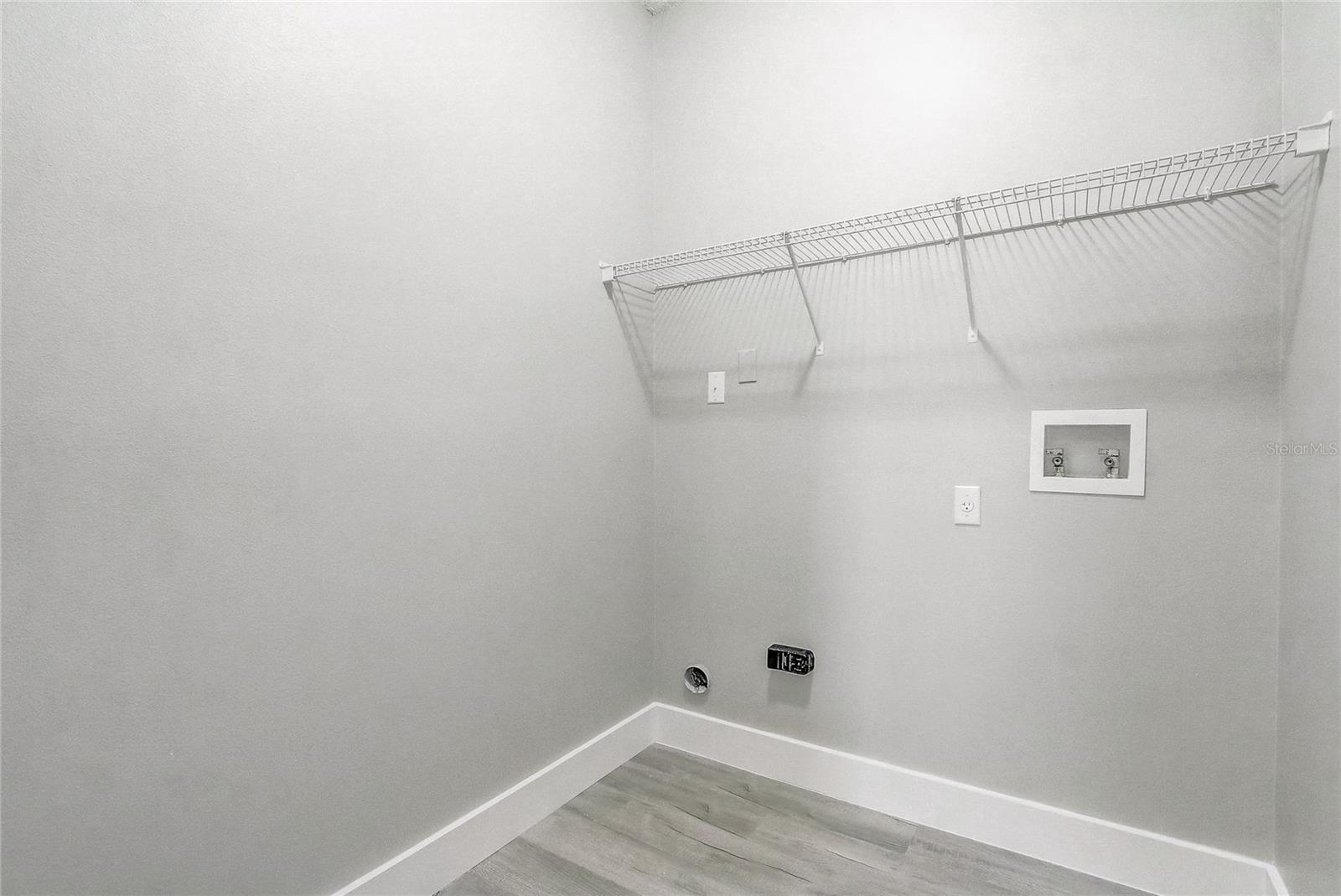 Image 21 of 47 For 1449 Morning Star Drive