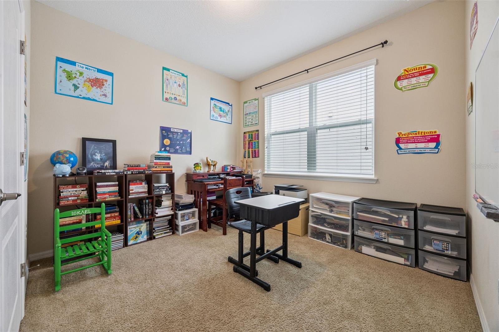 Image 12 of 56 For 653 Victoria Trails Boulevard