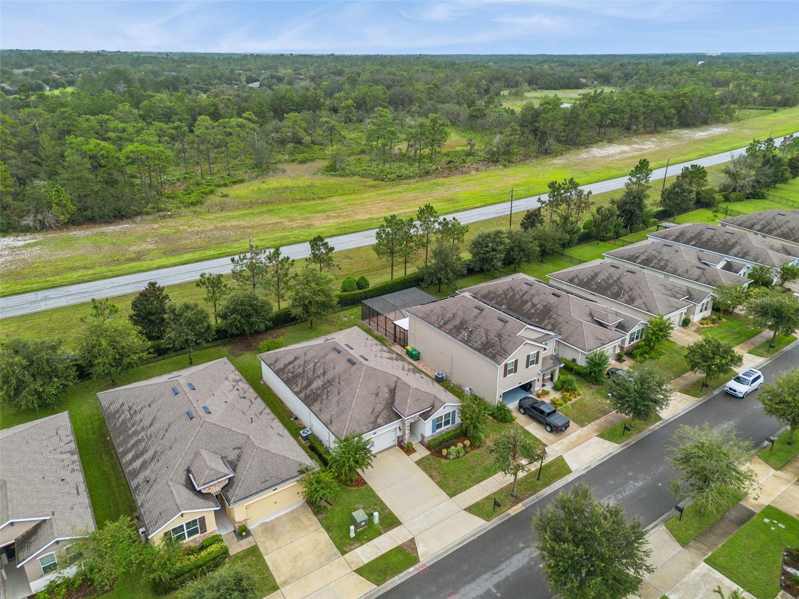 Image 39 of 56 For 653 Victoria Trails Boulevard