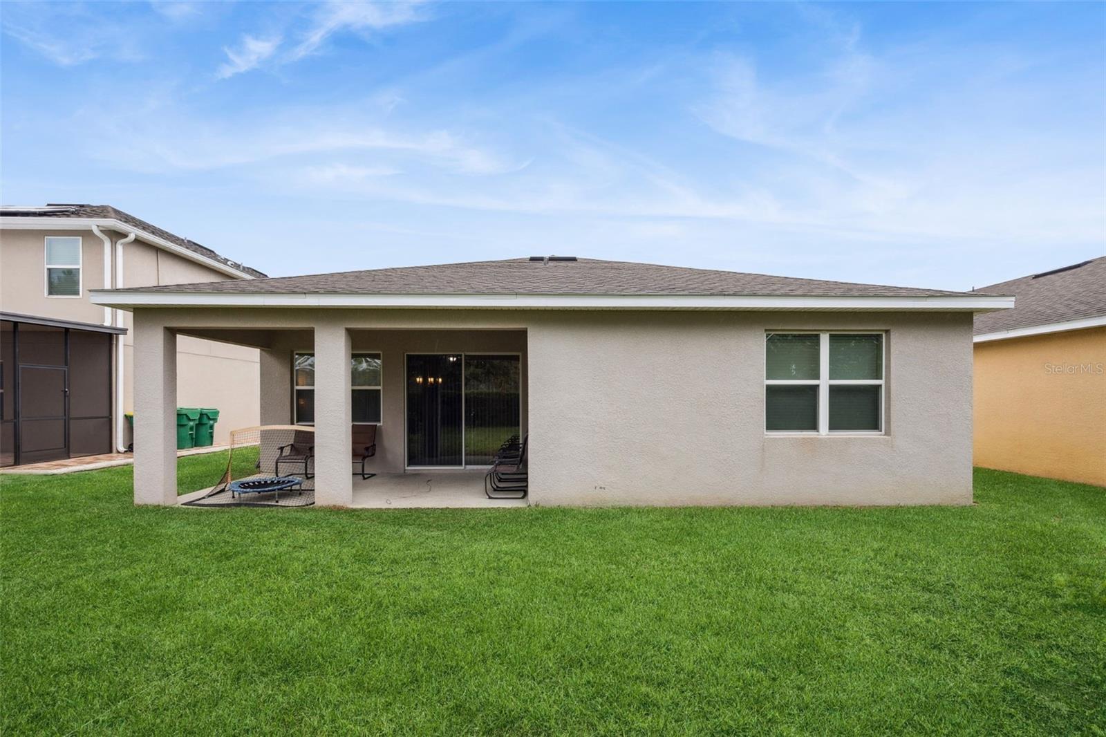 Image 5 of 56 For 653 Victoria Trails Boulevard