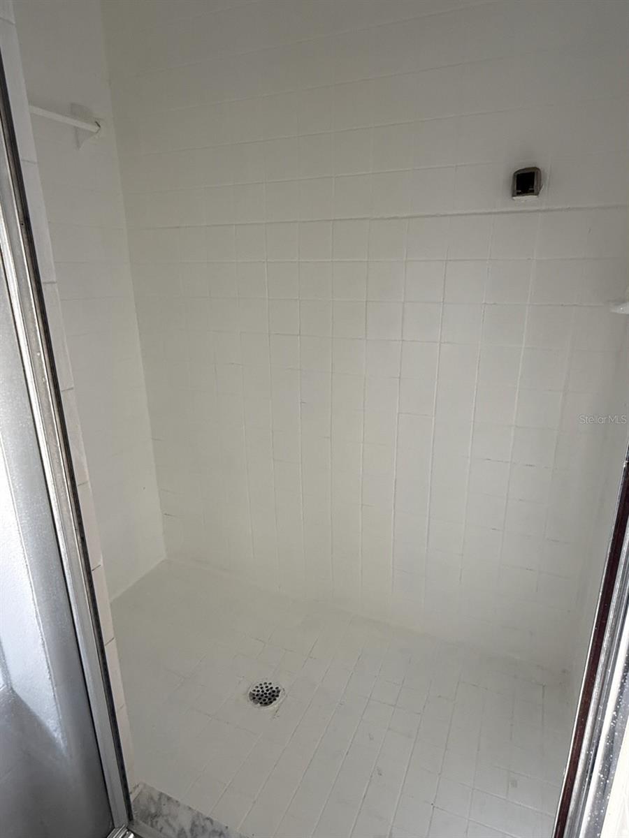 Image 18 of 29 For 1331 Pleasantridge Place