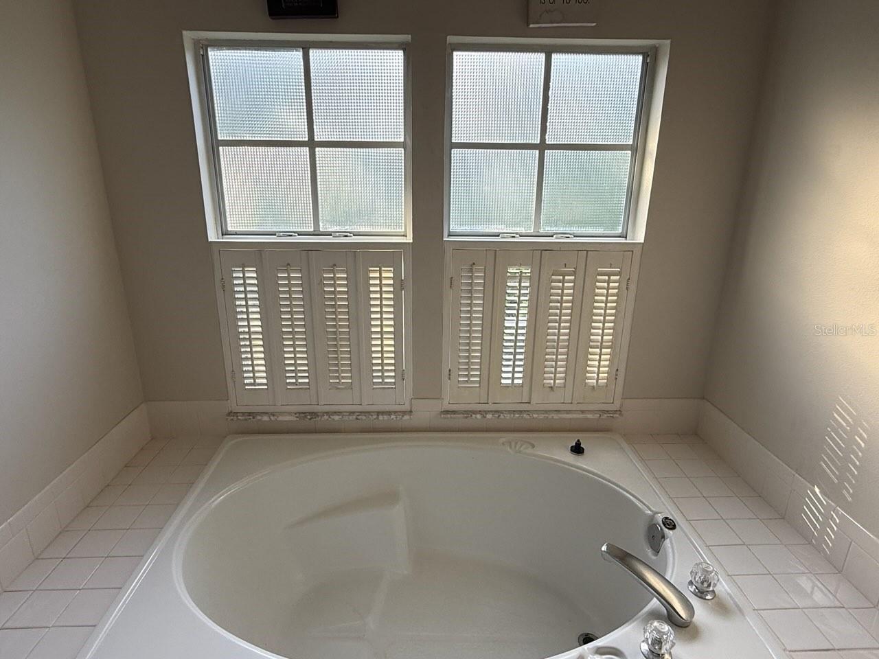 Image 19 of 29 For 1331 Pleasantridge Place