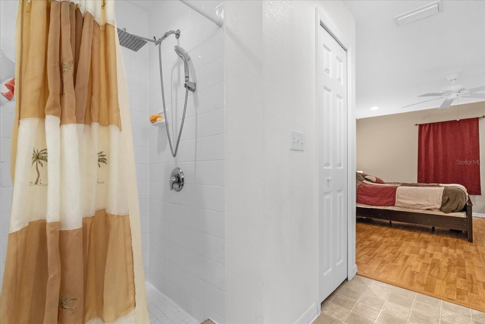 Image 18 of 28 For 1857 Snapper Drive