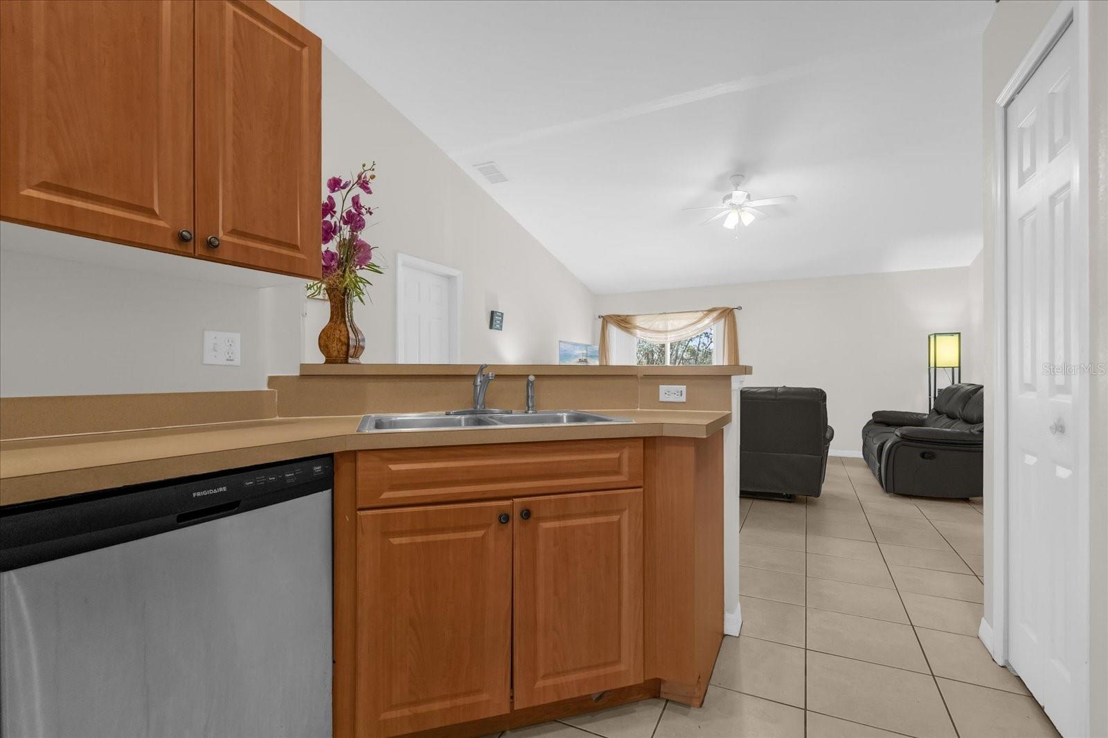 Image 8 of 28 For 1857 Snapper Drive