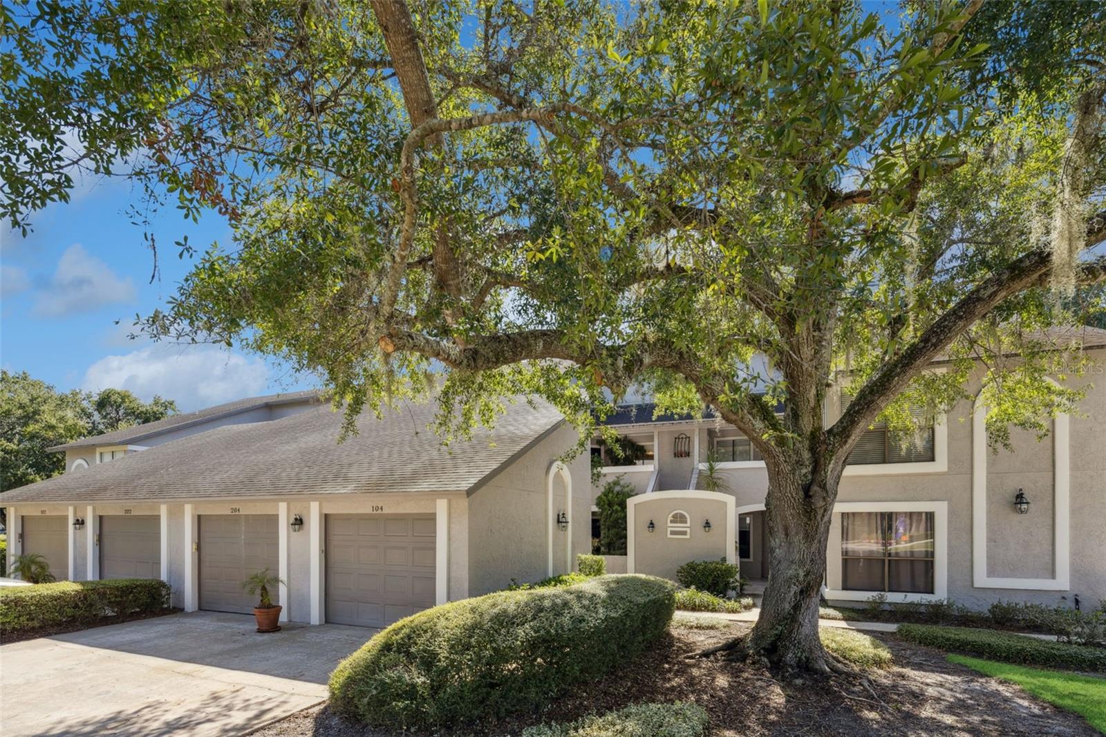 Image 2 of 28 For 300 Shadowbay Boulevard 204
