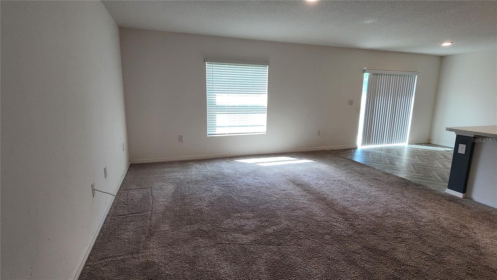 Image 11 of 39 For 832 Sorrel Street Nw