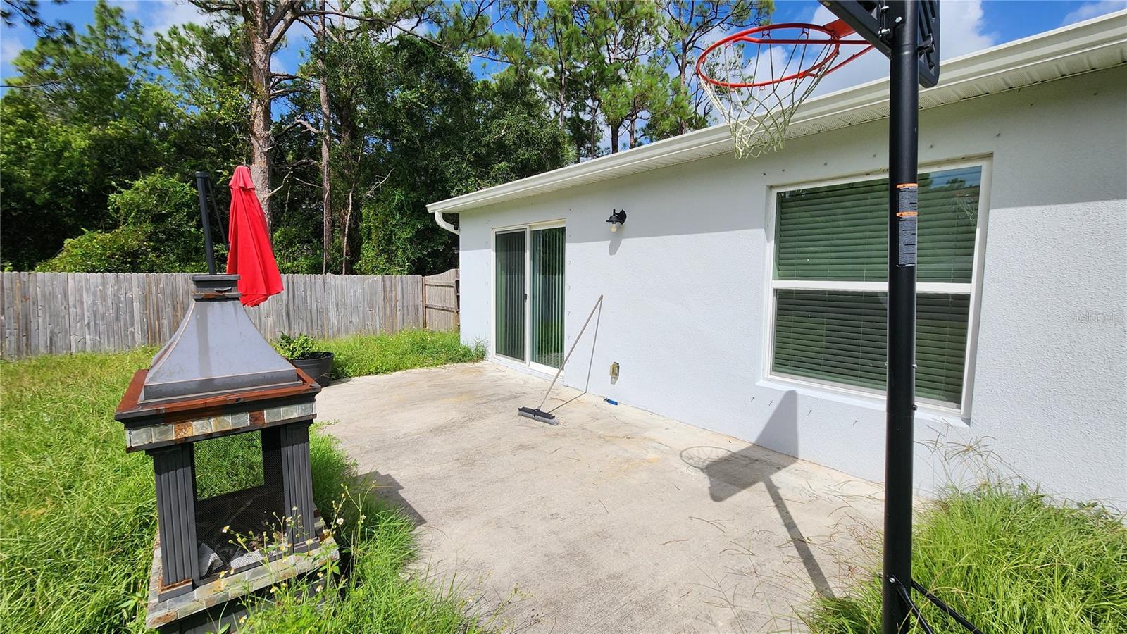 Image 34 of 39 For 832 Sorrel Street Nw