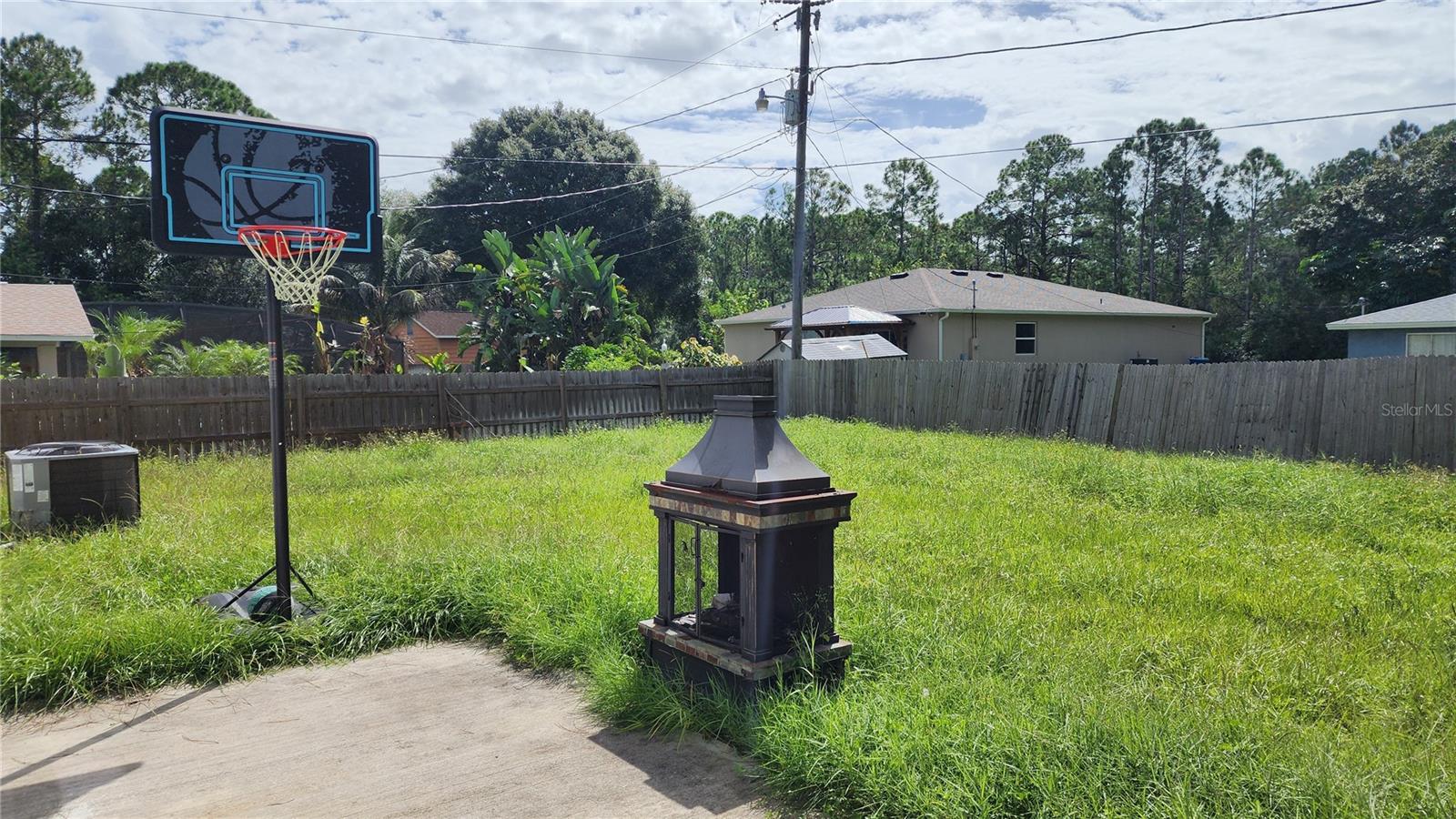 Image 35 of 39 For 832 Sorrel Street Nw