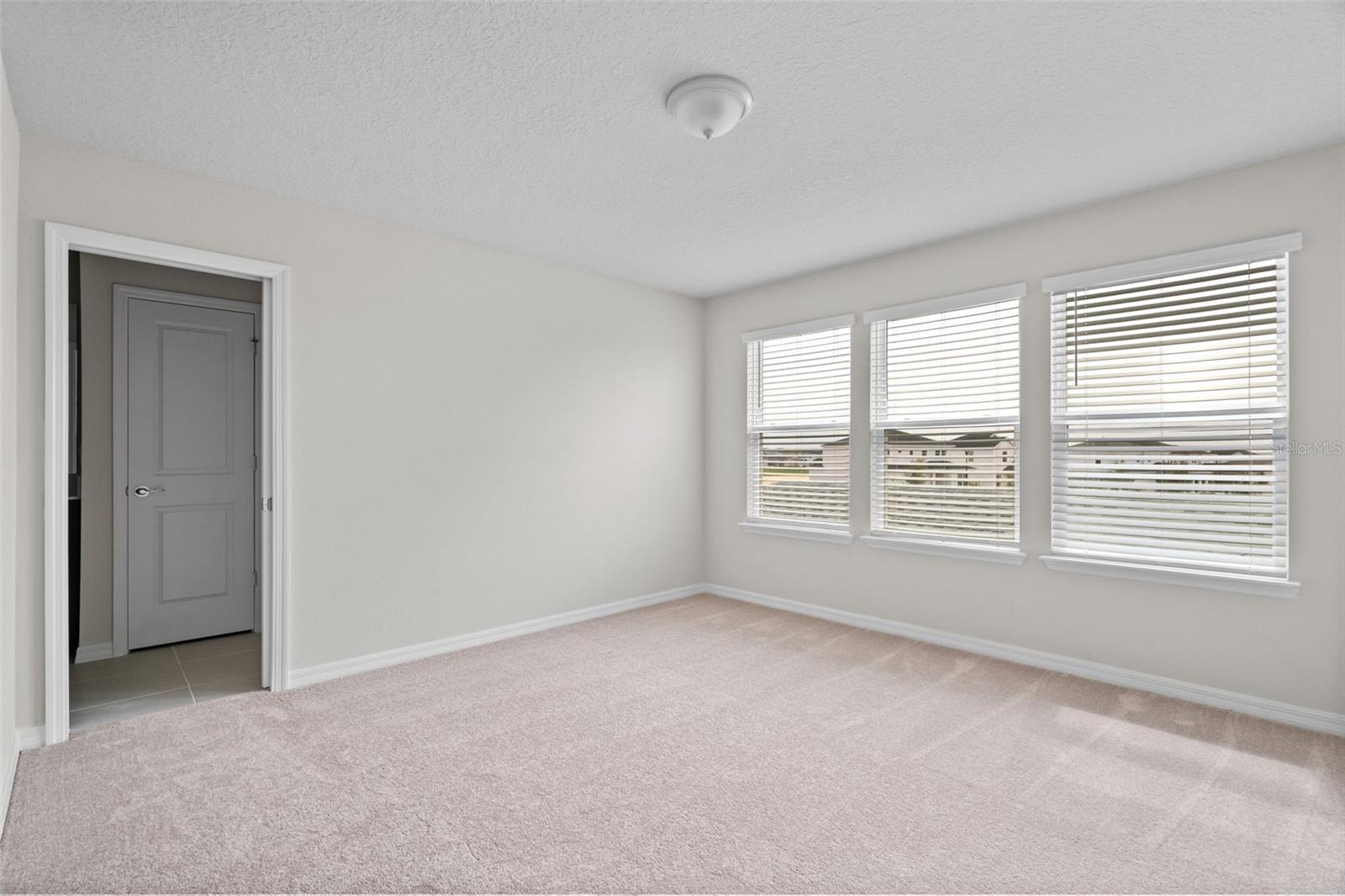 Image 12 of 21 For 4588 Maple Waltz Alley