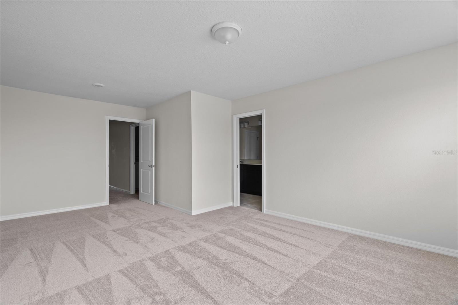 Image 13 of 21 For 4588 Maple Waltz Alley