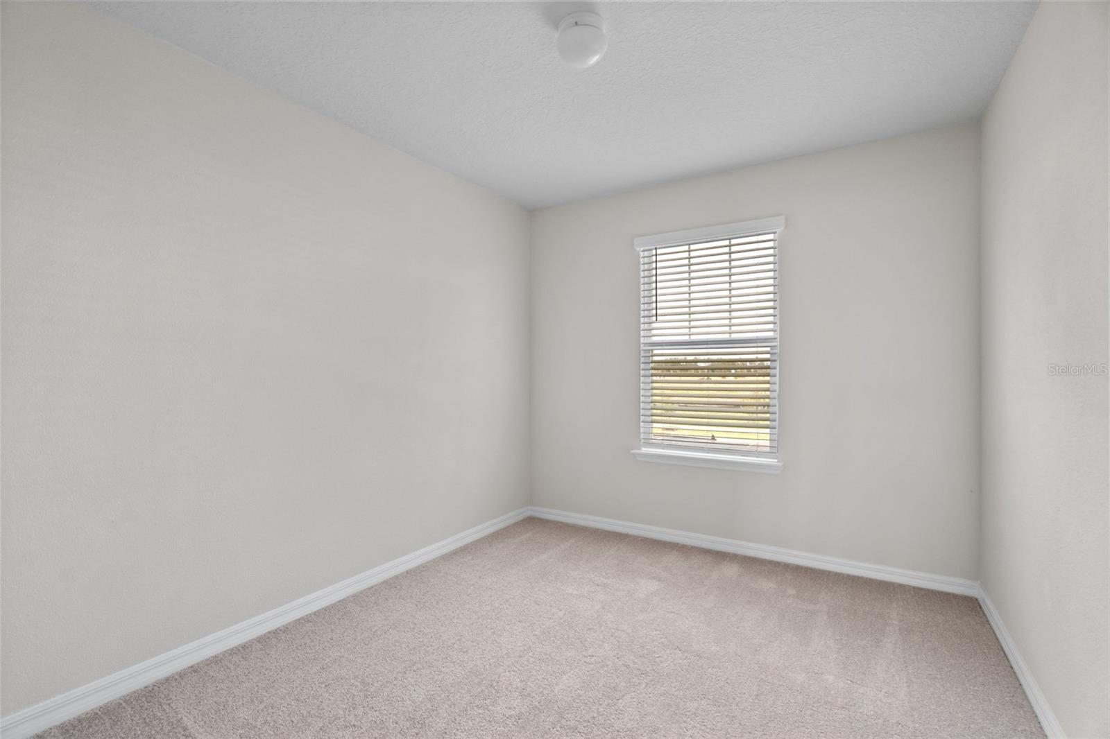 Image 16 of 21 For 4588 Maple Waltz Alley