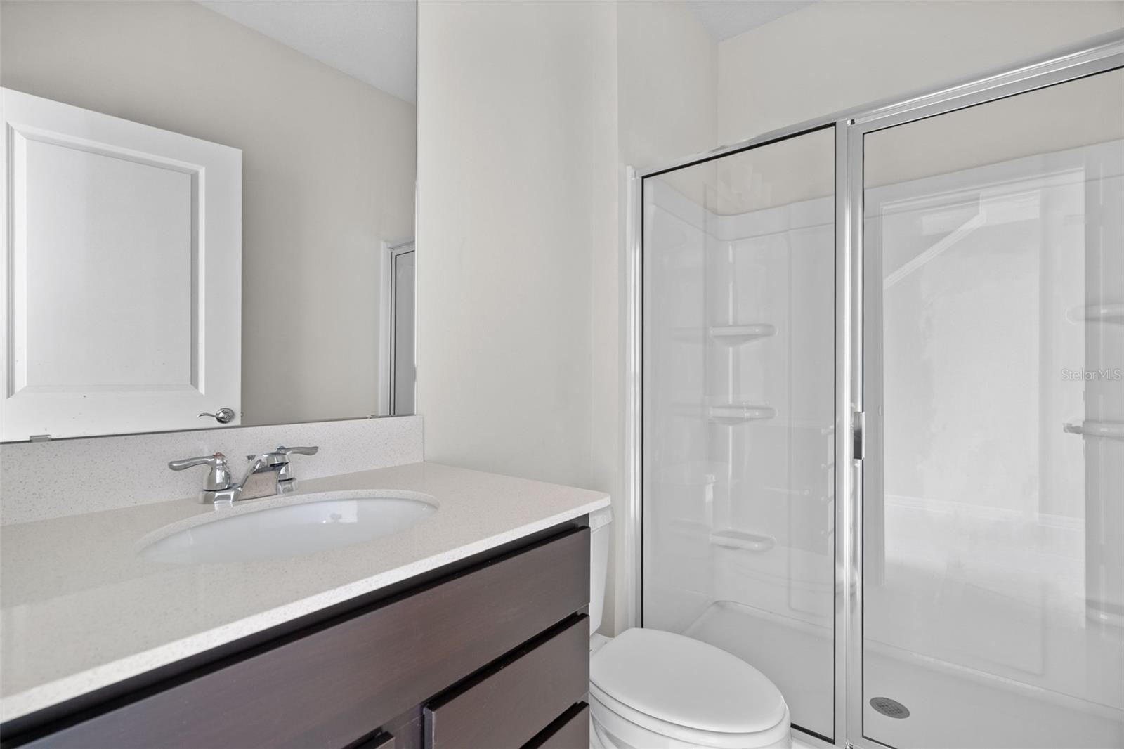 Image 4 of 21 For 4588 Maple Waltz Alley