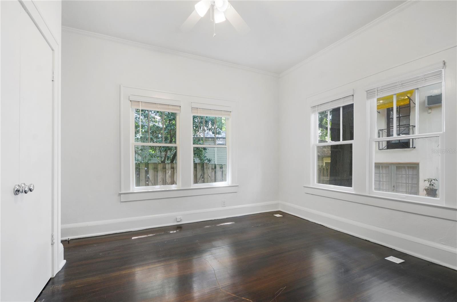Image 15 of 25 For 1202 Washington Street