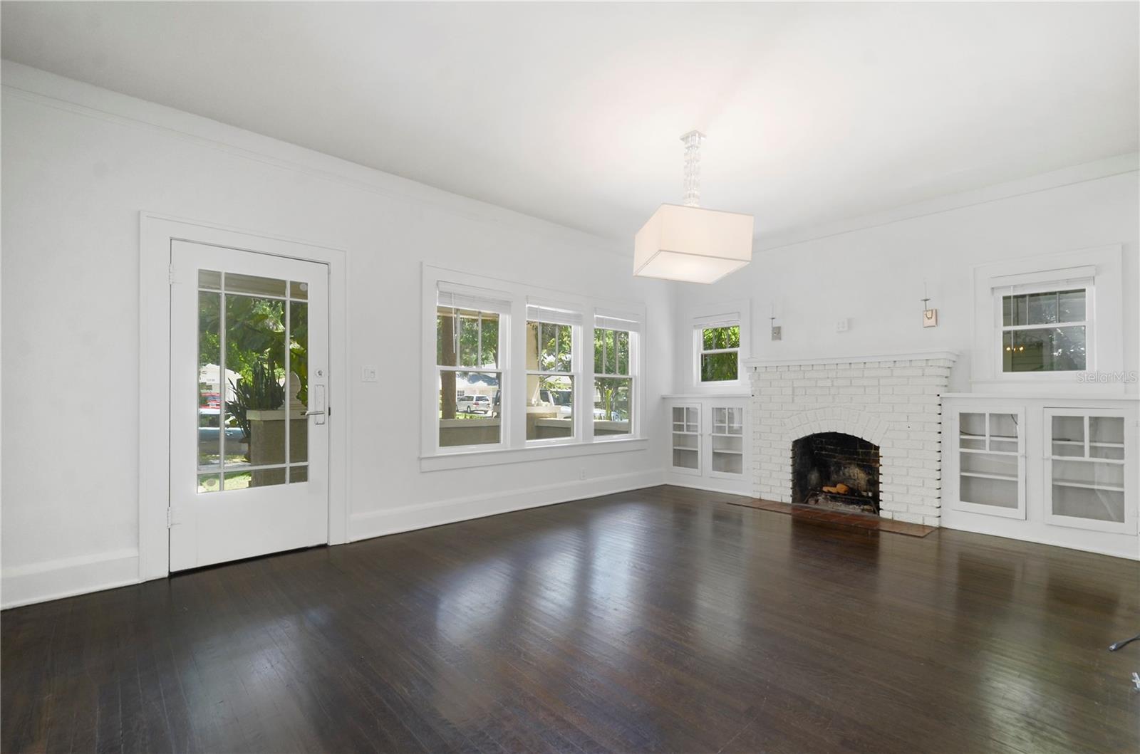 Image 6 of 25 For 1202 Washington Street